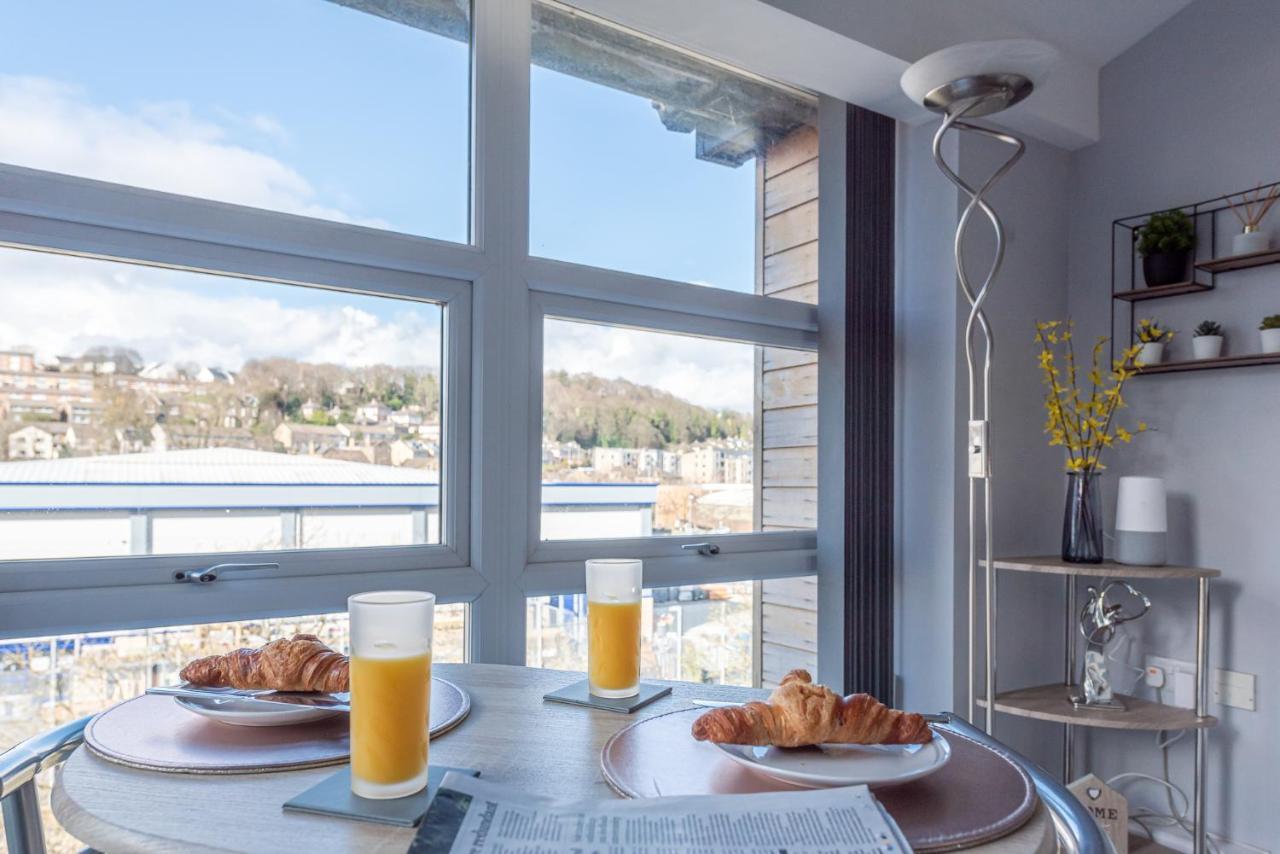 Riverside Balcony Apartment With Parking Just Minutes To Saltaire Shipley (West Yorkshire) Eksteriør billede