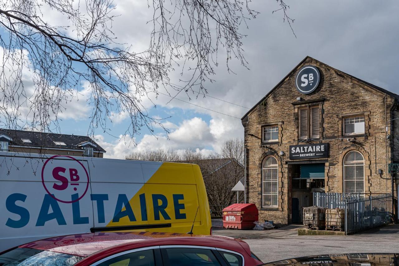 Riverside Balcony Apartment With Parking Just Minutes To Saltaire Shipley (West Yorkshire) Eksteriør billede